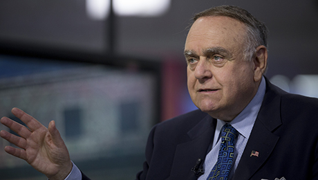 Leon Cooperman Takes Stock in Equities