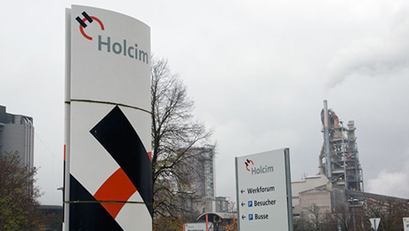 2014年度交易:Lafarge和Holcim Pour It On