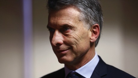 How Macri Could Woo Singer and Other Bond Holdouts