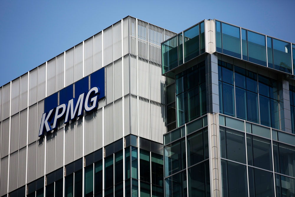 秒：kpmg员工使用被盗数据，在考试中作弊